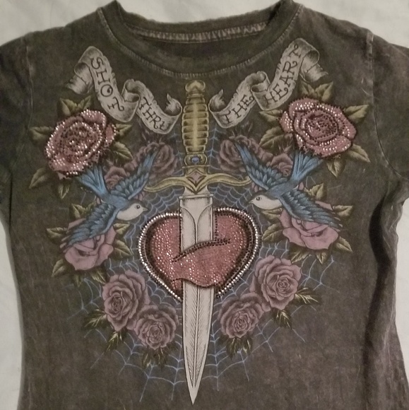 Sinful Tops - Buckle Sinful short sleeved shirt with sequins